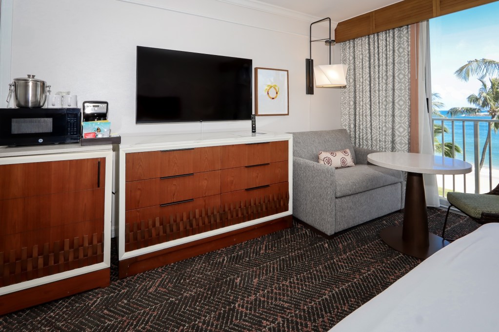 MarriottKauaiBeachClub_room_2br-of_studio-of_00006